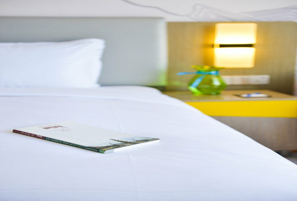 Holiday Inn Express Lhasa Potala Palace, An Ihg Hotel Екстериор снимка